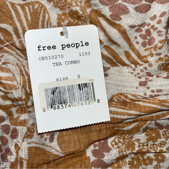 Free People NWT Sugarcane Crisscross Sleeveless Boho Blouse Tank Top Size Small - Picture 6 of 8